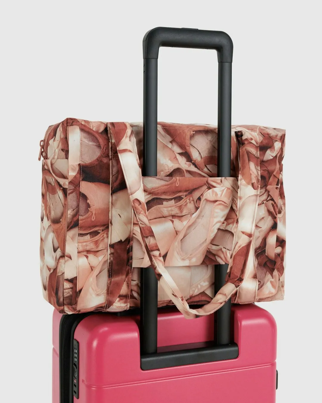 Baggu Small Cloud Carry-On - Pointe Shoe