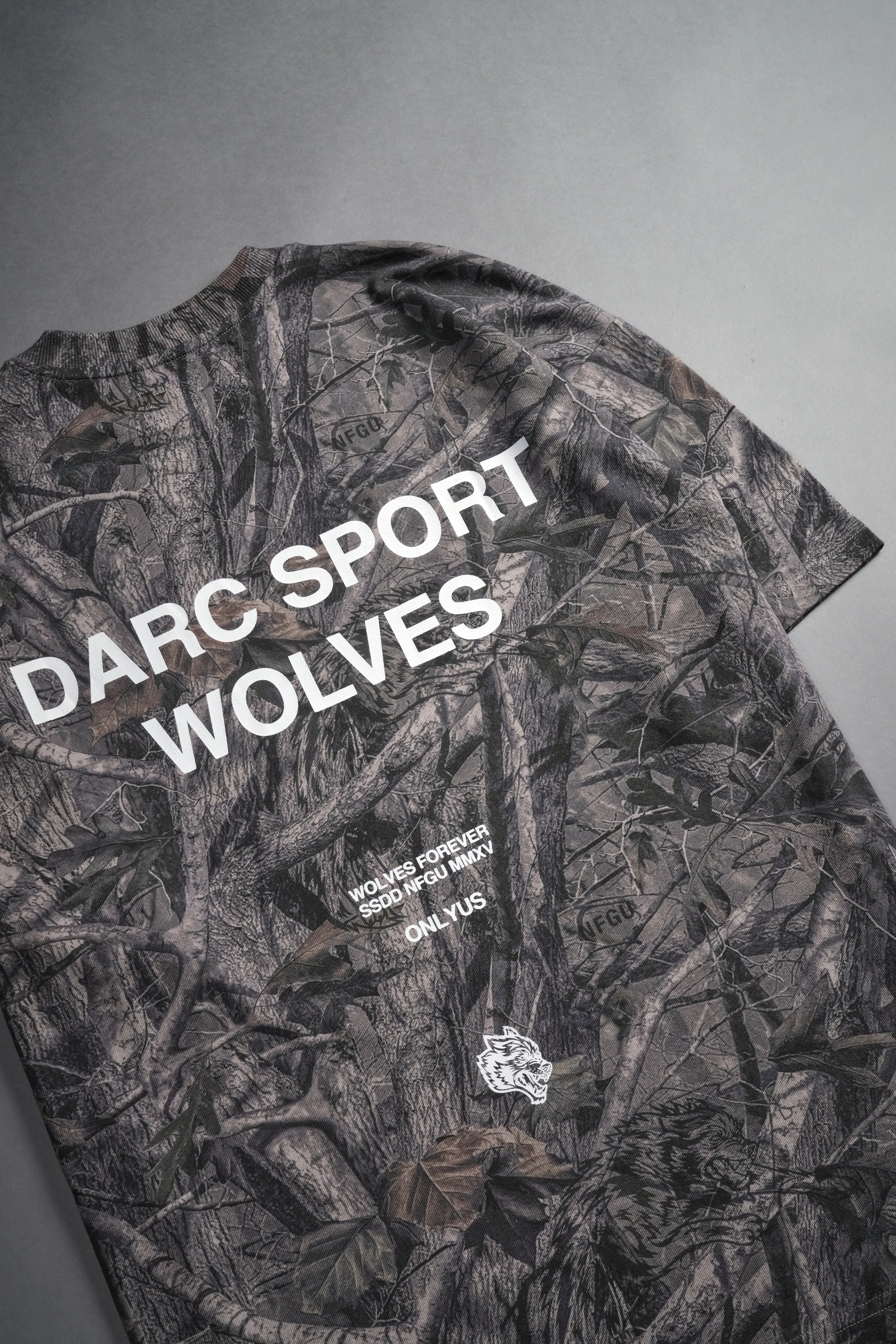 Darc Sport Wolves "Premium" Box Cut Tee in Driftwood Wolf Forest Camo