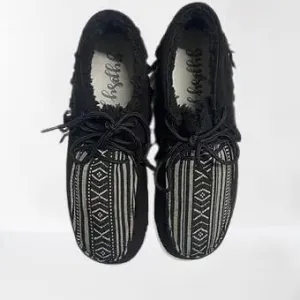 Gypsy Jazz The Sunrise Fringe Sneaker {Black Aztec}