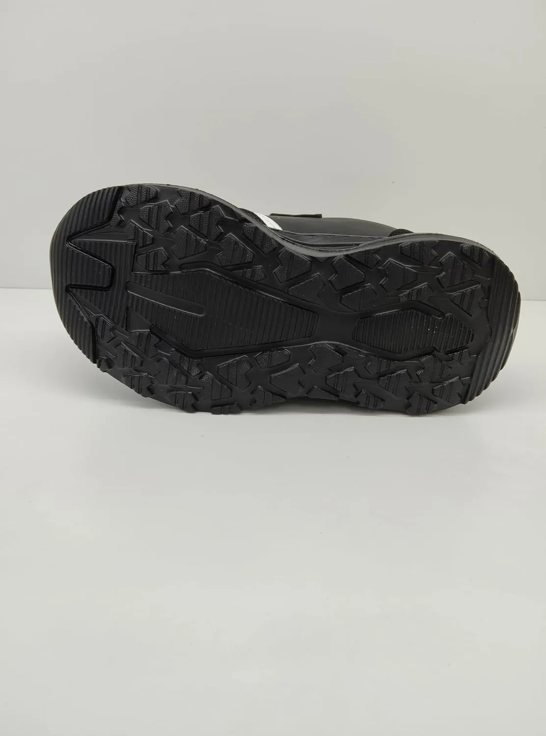 Kids Athletic Sneakers, Black and White, Hook and Loop Closure, EVA Sole