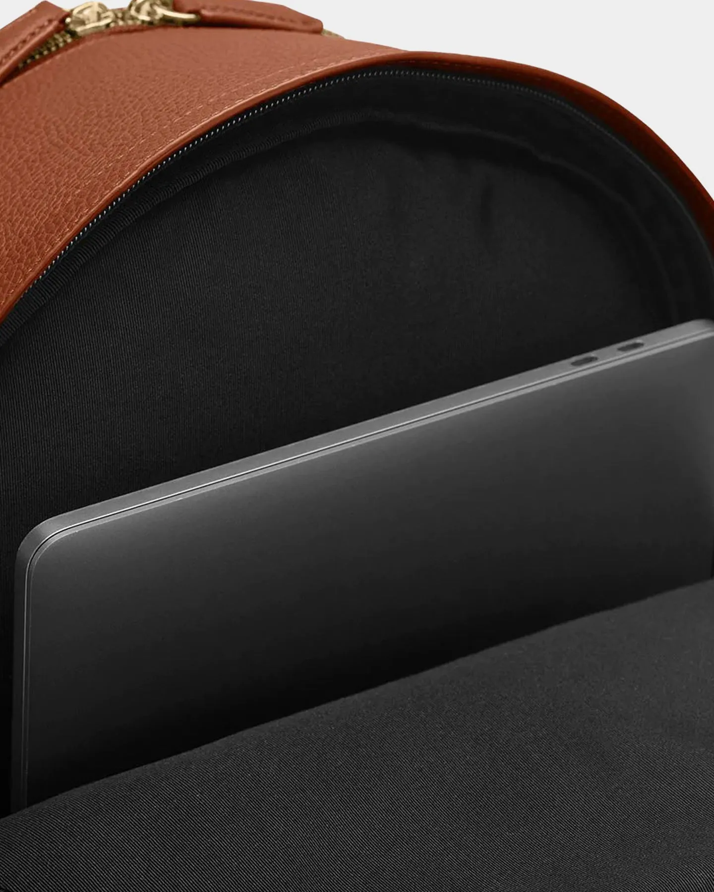 Maison De Sabre The Backpack Walnut Brown