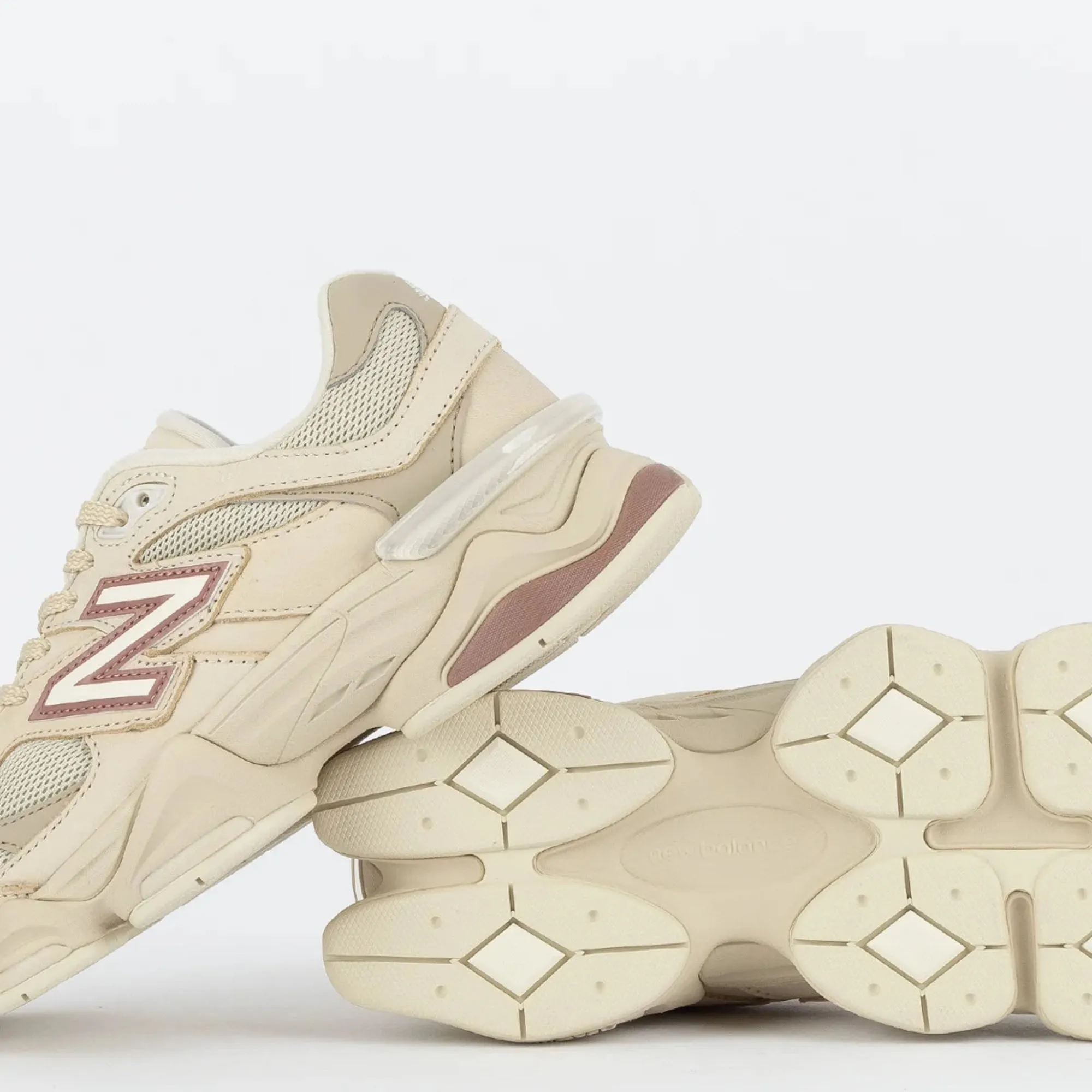 New Balance 9060 Bone Sparrow