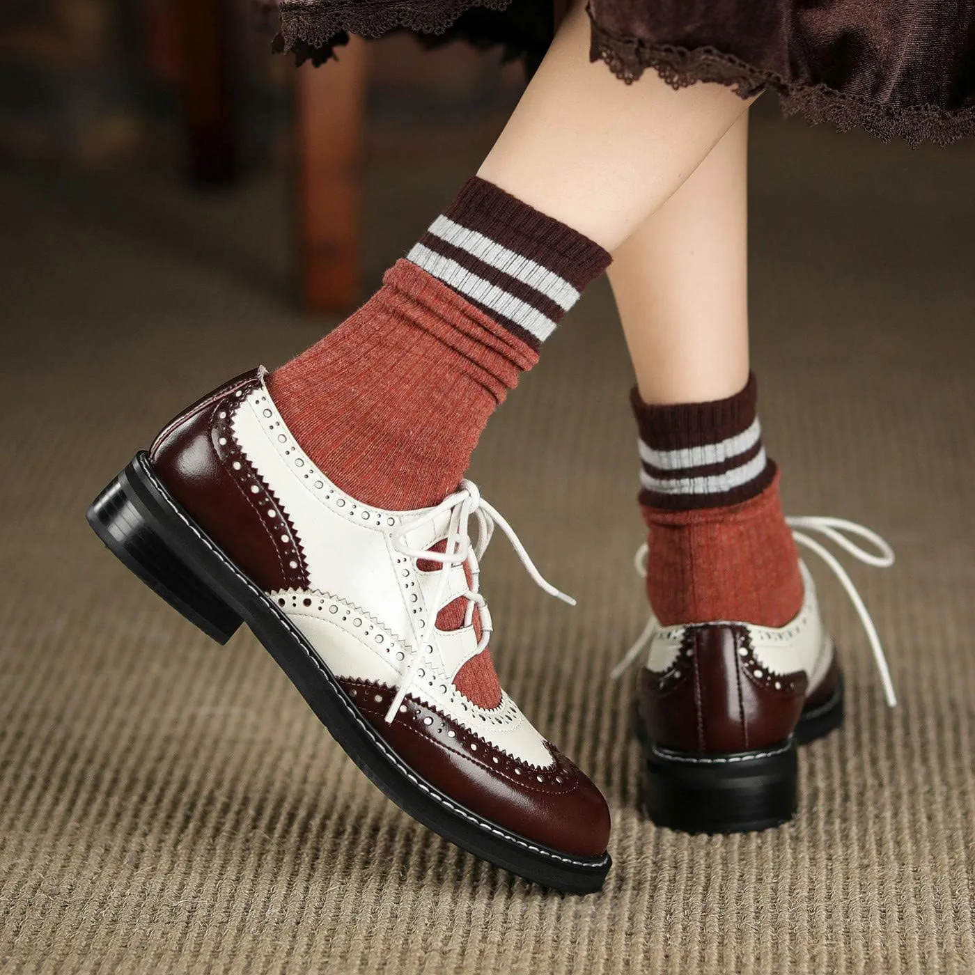 U-lite Women's Lace-up Wingtip Perforated Leather Oxfords Vintage Closed Toe Brogue Shoes