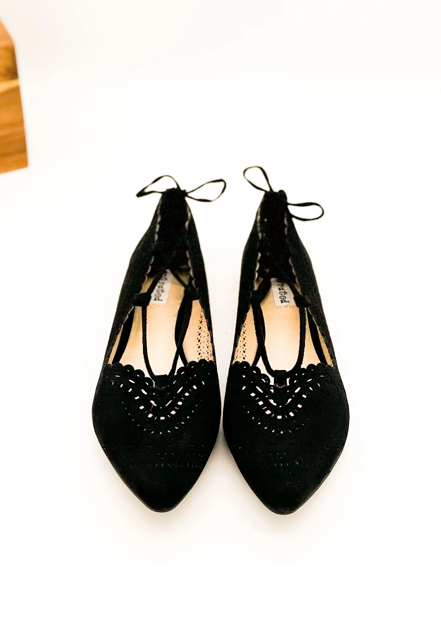 Waati Tie Ankle Ballet Flats